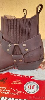 Prodám Nove Westernové boty JOHNNY BULLS 37vel - 2