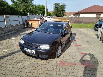 Golf 4 - 2