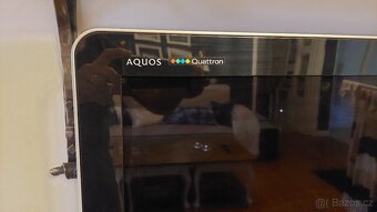 LCD TV Sharp Aquos Quattron 120cm 100Hz - 2