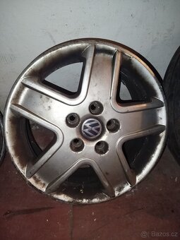 Volkswagen kola r16 5x112 - 2