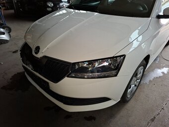 Škoda Fabia III 1.0MPI Klima Model 2022/Havárie/// - 2