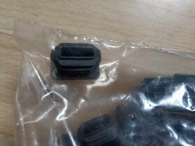 Zátka obdélníková 25x15x1-2 černá - 1000ks - 2