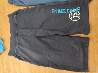 3/4 kalhoty, kraťasy 122/128 teplákové - 2