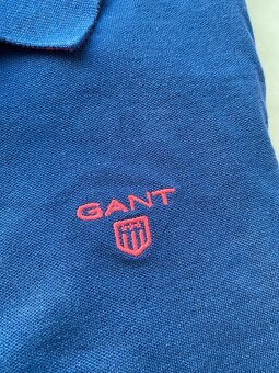 Tmavě modré Gant polo tričko s růžovými prvky - S - 2