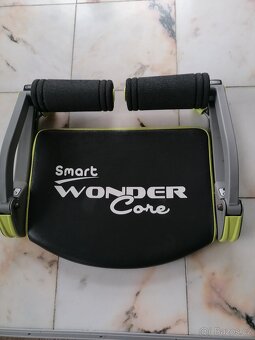 Skladný posilovací přístroj -Smart wonder core. - 2