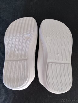 Dívčí jarmilky - 2