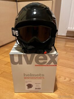 Dětská/juniorská lyžařská helma Uvex 52-55cm - 2