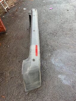 Zadní nárazník VW T5 - 2