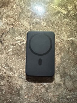Bezdrátová magnetická powerbanka - 2
