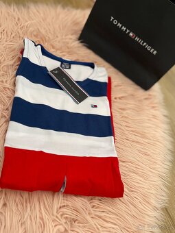 Dívčí šaty Tommy Hilfiger - 2