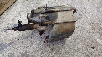 Posilovač brzd Škoda 1203, Tatra 603, Multikar - 2