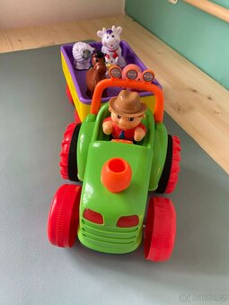 Traktor se zvířátky na baterky - 2