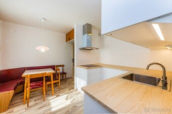 Jídelní kout ze70. let - 2