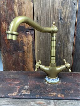 Baterie otočná stojánková nová - 2