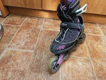 Dámské kolečkové inline brusle - 2