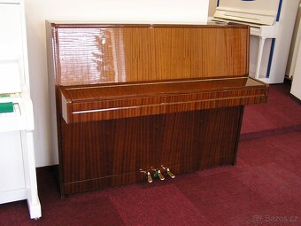 Prodám pianino Petrof - 2
