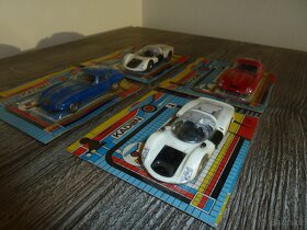 KDN Jaguar Echelle + KDN Porsche Carera - 2