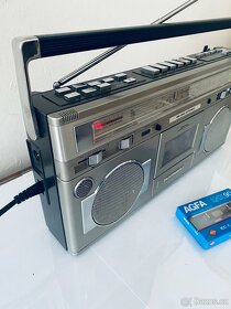 Radiomagnetofon boombox Grundig RR 660, 80.léta - 2