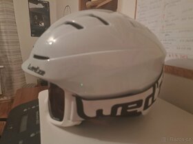 Prodávám lyžařskou helmu s brýlemi - 2