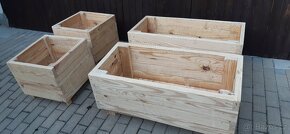 Dřevěný truhlík - vyvýšený záhon - 2