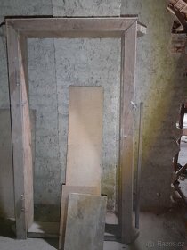 Staré Dřevěné dveře a futra - 2