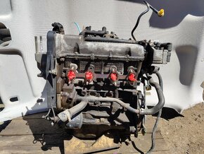 Motor Fiat Punto II 1.2 44kw - 188A4000 - 2