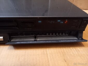 Philips vr 6443 hq video přehrávač - 2