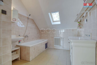 Prodej rodinného domu 4+1, 152 m², Svéradice - 2