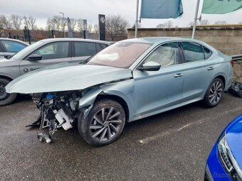 Škoda Octavia IV - díly z vozu 1.5 tsi e-tec - barva f7w - 2