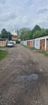 Pronájmu garáž - 2