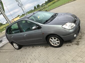 Renault Scénic - 2