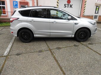 Prodám Ford KUGA ST-LINE 2.0 TDCi 110kW 4X4 - 2