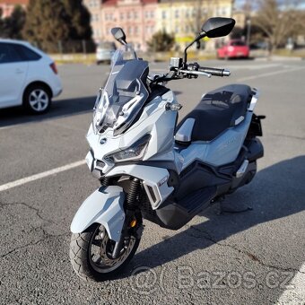 SYM ADX 125 (2024) - skvělý stav - 2