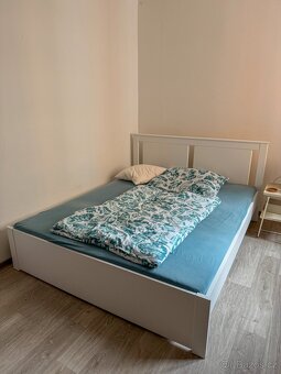Postel s matrací Ikea 140x200 cm - 2