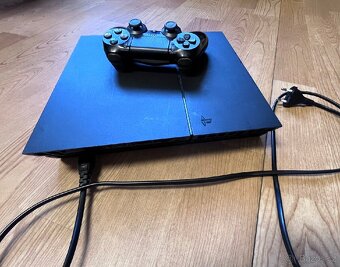 Sony PS 4 - 2