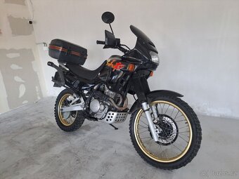 Honda NX 650 Dominátor - 2