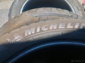 Sada zimní pneu Michelin 215/55/17 hroty - 2