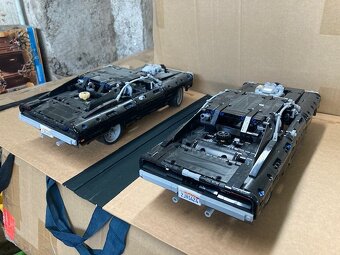 2x LEGO Domův Dodge Charger 42111 | Technic - 2