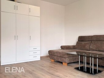 Pronájem bytu 1+kk 34 m² Sochorcova, Praha - Háje - 2