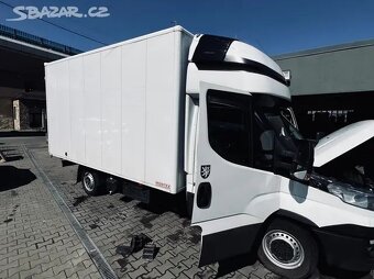 Iveco Daily 3,0 35S18 skříň 2020 CZ 3.místa spaní 132KW - 2