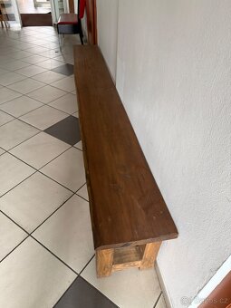 Dřevěná lavice z masivu - 2