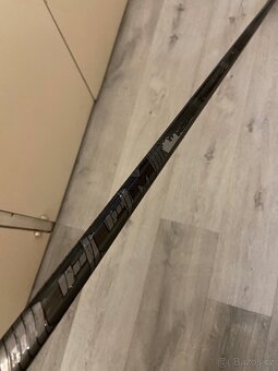 Hokejka CCM Trigger 6 95flex P28 171cm pravá ZÁRUKA - 2