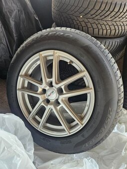 Zimní sada 7,5x17 ET 45, 5x108 mm, Pirelli 215/65/17, 7-8 mm - 2