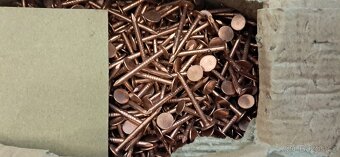 Měděné hřebíky - 2