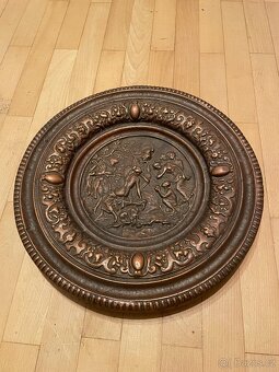 Sada dekorativních nástěnných talířů - 2