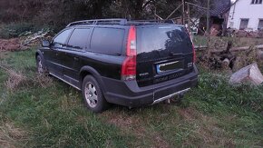 Prodám náhradní díly z Volvo XC70 2.4 automat - 2