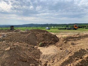 Zemní práce-výkopové práce čištění pozemků - 2