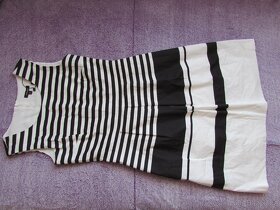 NOVÉ VĚCI - KABÁT, ŠATY, ŠÁTKY, ATD. - 2