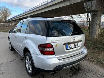 Mercedes Ml 350i 200kw  automat - 2