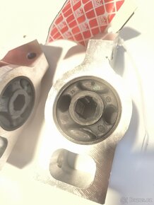 Uložení ramen přední nápravy - 2